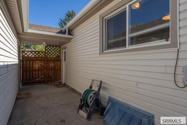 897 E 13th Street, Idaho Falls, ID 83404