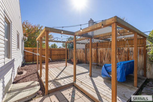 897 E 13th Street, Idaho Falls, ID 83404