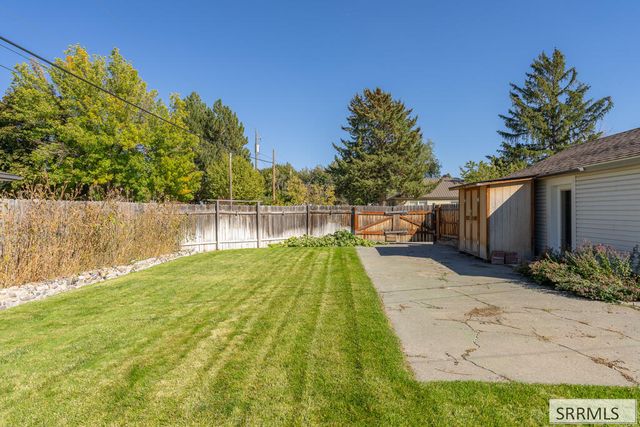 897 E 13th Street, Idaho Falls, ID 83404
