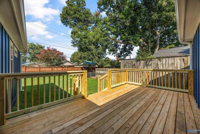 2704 Overton Road SW, Huntsville, AL 35801