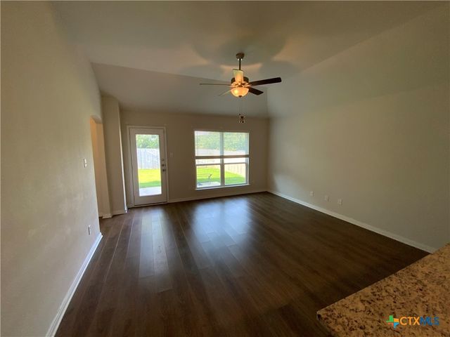 3022 Dade Loop, Temple, TX 76504