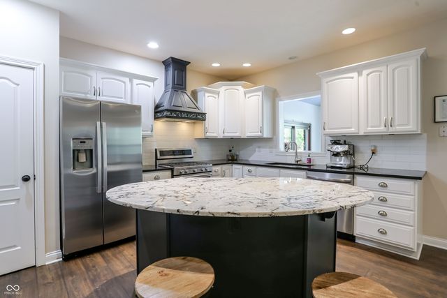 4826 E County Road 100 S, Avon, IN 46123