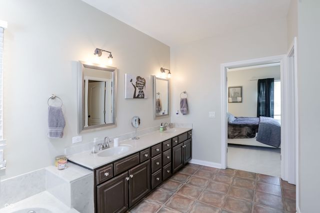 4826 E County Road 100 S, Avon, IN 46123