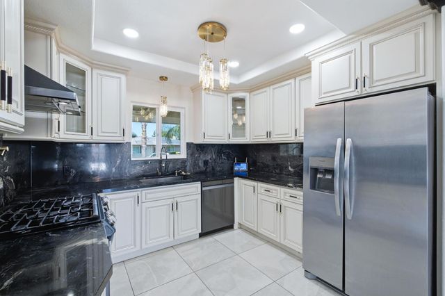 6552 N Augusta Street, Fresno, CA 93710
