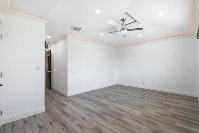 6552 N Augusta Street, Fresno, CA 93710