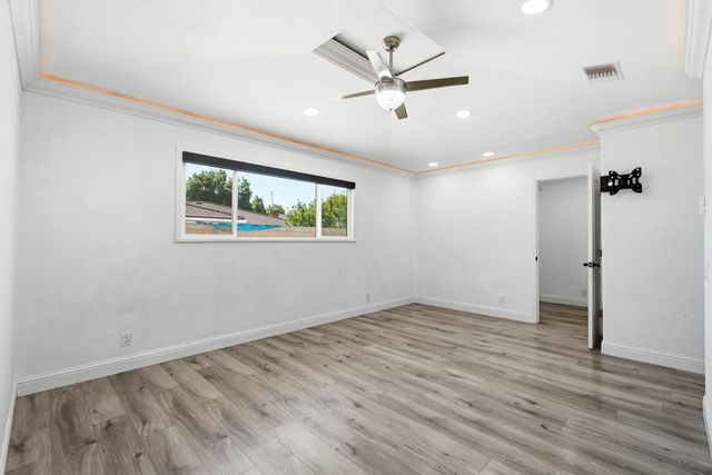 6552 N Augusta Street, Fresno, CA 93710