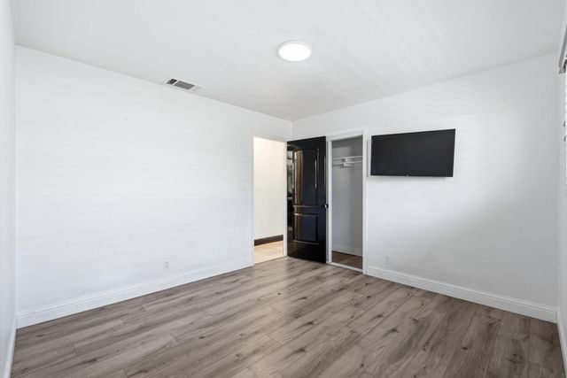 6552 N Augusta Street, Fresno, CA 93710