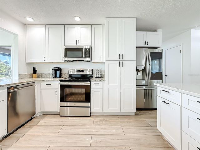 2071 BUTTERNUT CIRCLE E, Clearwater, FL 33763