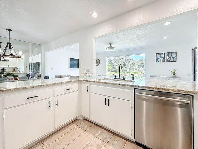 2071 BUTTERNUT CIRCLE E, Clearwater, FL 33763