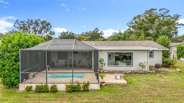 2071 BUTTERNUT CIRCLE E, Clearwater, FL 33763