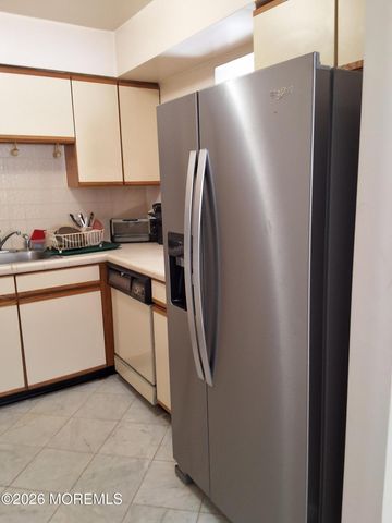 12 Coventry Court 12, Matawan, NJ 07747