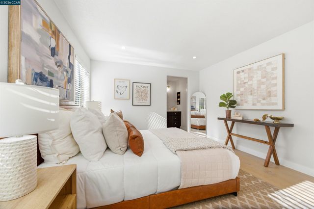 1911 Meredith Ct, Concord, CA 94521