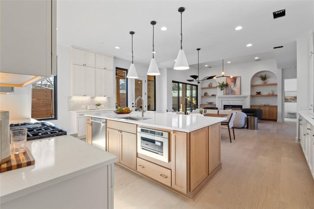 1703 Alcove CT, Austin, TX 78757