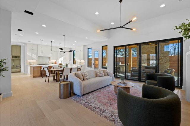 1703 Alcove CT, Austin, TX 78757