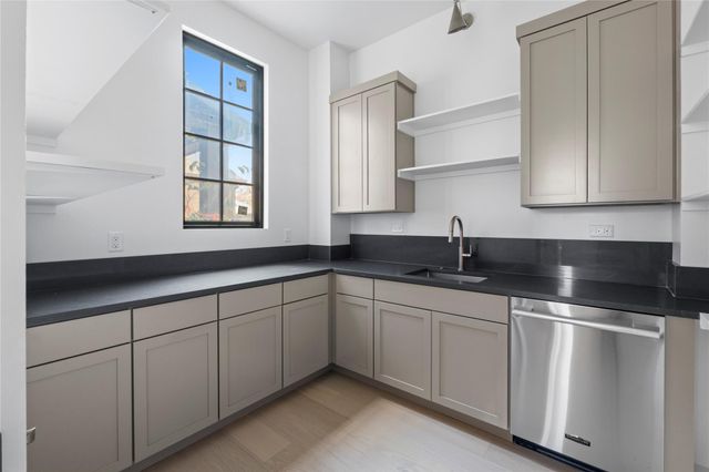 1703 Alcove CT, Austin, TX 78757