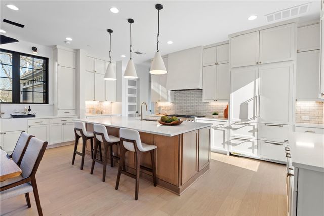 1703 Alcove CT, Austin, TX 78757