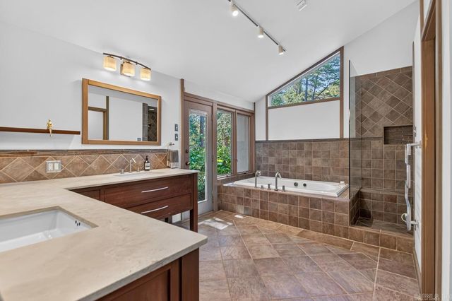 11 Piedmont Lane, Little Rock, AR 72223