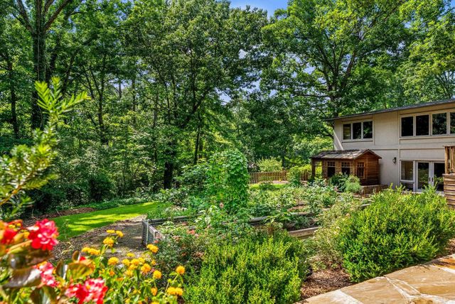 11 Piedmont Lane, Little Rock, AR 72223