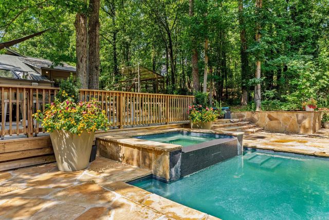 11 Piedmont Lane, Little Rock, AR 72223