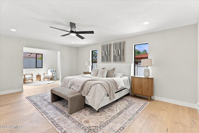 8852 S LAKESHORE Drive, Tempe, AZ 85284