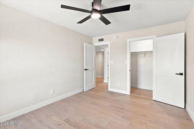 8852 S LAKESHORE Drive, Tempe, AZ 85284