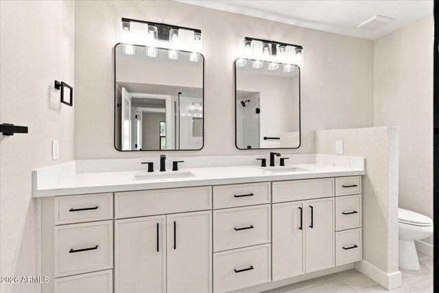8852 S LAKESHORE Drive, Tempe, AZ 85284