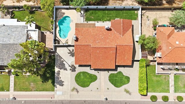 8852 S LAKESHORE Drive, Tempe, AZ 85284