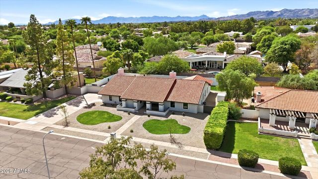 8852 S LAKESHORE Drive, Tempe, AZ 85284