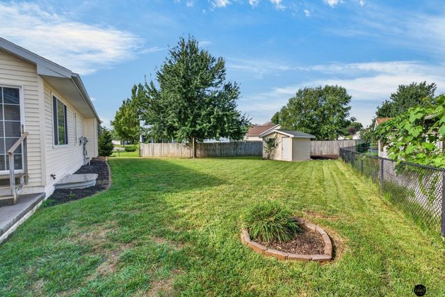 5343 Mission Lane, Lincoln, NE 68521