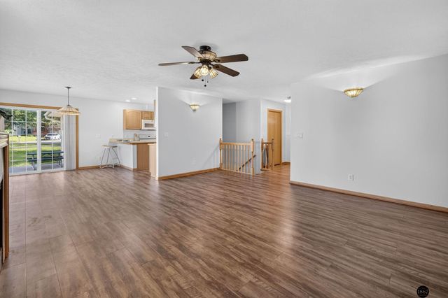 5343 Mission Lane, Lincoln, NE 68521