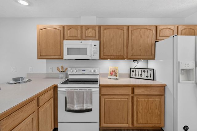 5343 Mission Lane, Lincoln, NE 68521