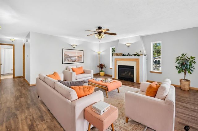 5343 Mission Lane, Lincoln, NE 68521