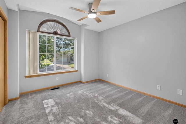 5343 Mission Lane, Lincoln, NE 68521