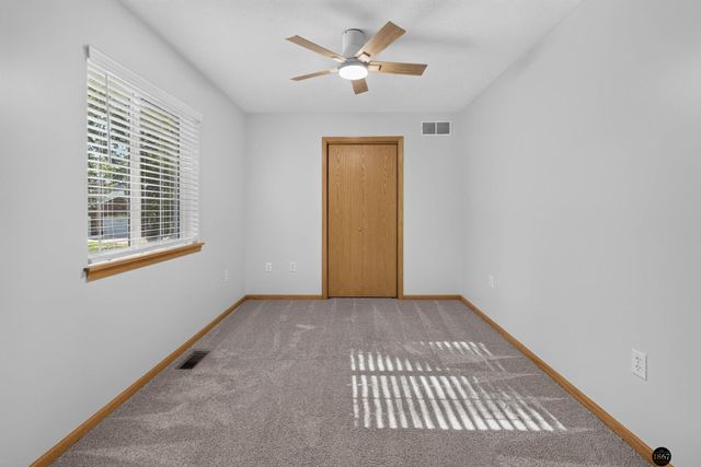 5343 Mission Lane, Lincoln, NE 68521