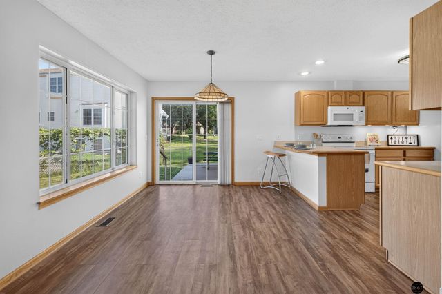 5343 Mission Lane, Lincoln, NE 68521