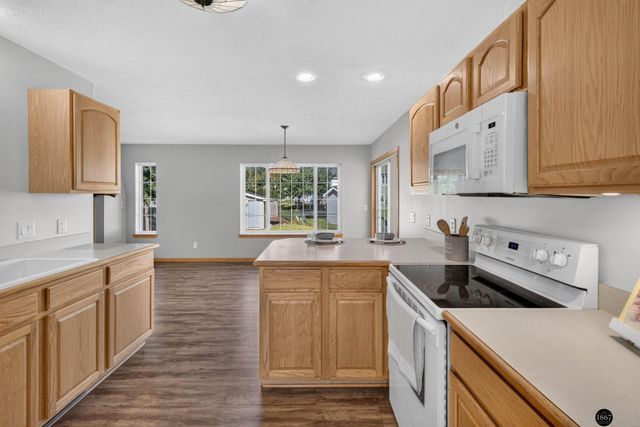 5343 Mission Lane, Lincoln, NE 68521