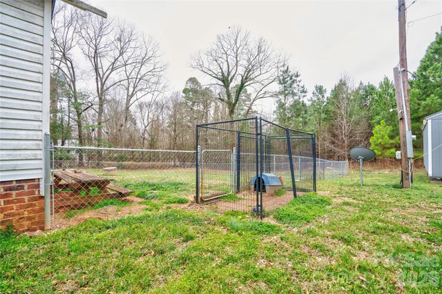 125 Church View Drive, Lawndale, NC 28090