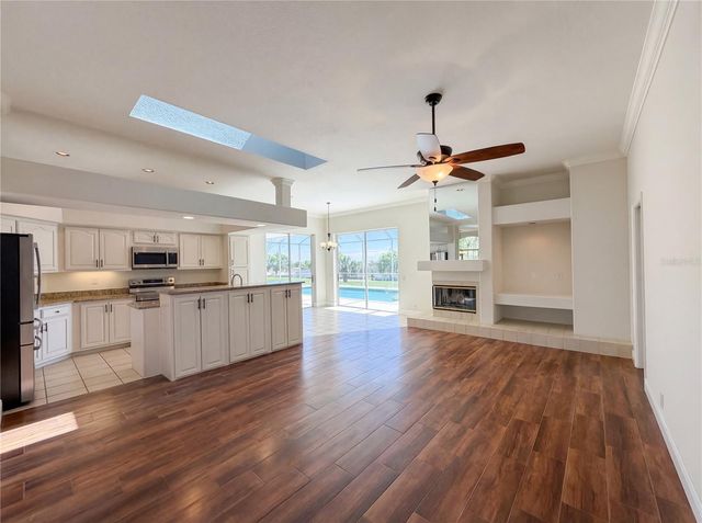 5340 SADDLEBACK COURT, Lady Lake, FL 32159