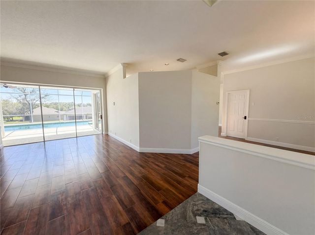 5340 SADDLEBACK COURT, Lady Lake, FL 32159