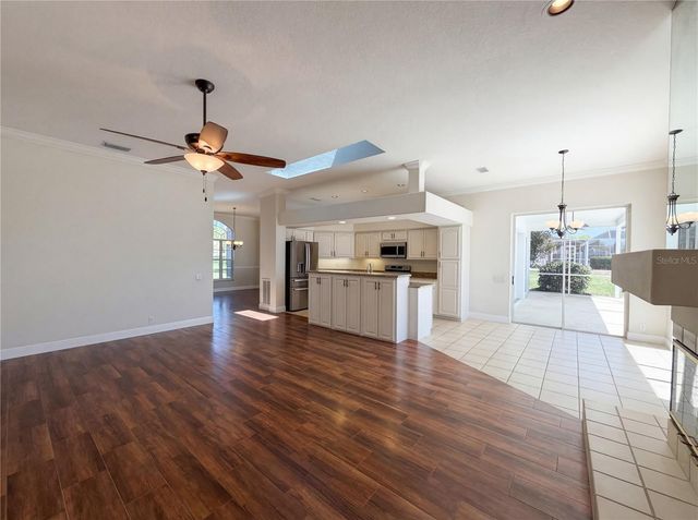 5340 SADDLEBACK COURT, Lady Lake, FL 32159