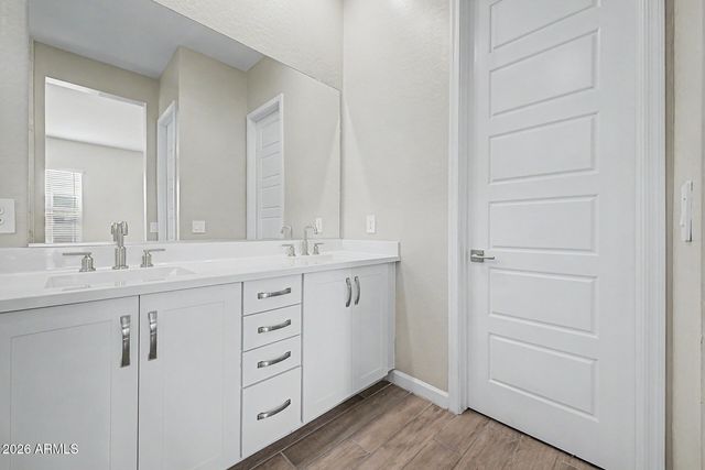 5054 E ANDERSON Drive, Scottsdale, AZ 85254