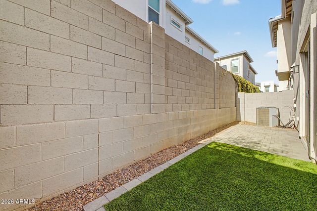 5054 E ANDERSON Drive, Scottsdale, AZ 85254