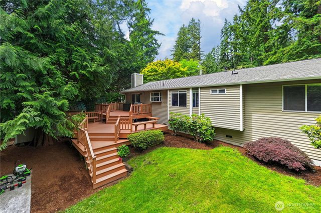 21313 NE 10th Place, Sammamish, WA 98074