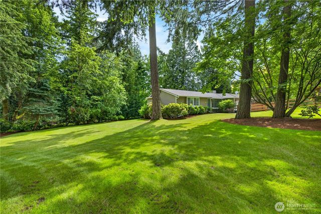21313 NE 10th Place, Sammamish, WA 98074