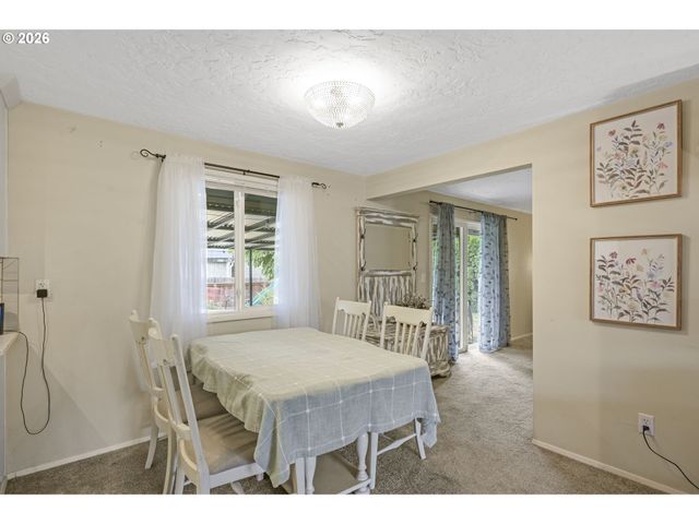 16934 Se FRAGRANCE Ave, Milwaukie, OR 97267