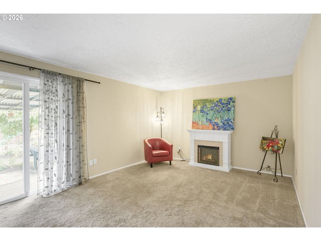 16934 Se FRAGRANCE Ave, Milwaukie, OR 97267