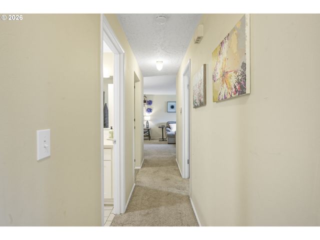 16934 Se FRAGRANCE Ave, Milwaukie, OR 97267