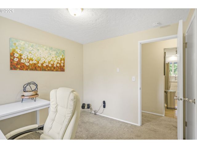 16934 Se FRAGRANCE Ave, Milwaukie, OR 97267