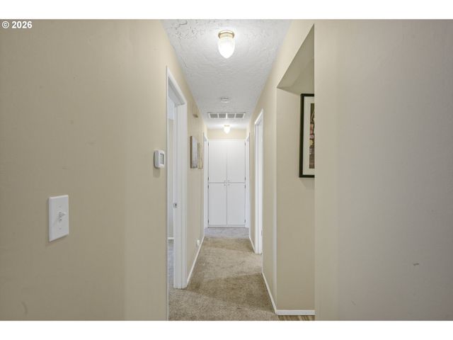 16934 Se FRAGRANCE Ave, Milwaukie, OR 97267