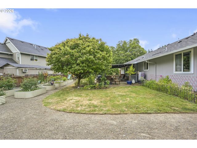 16934 Se FRAGRANCE Ave, Milwaukie, OR 97267